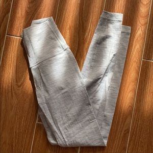 Lululemon Wunder Under leggings